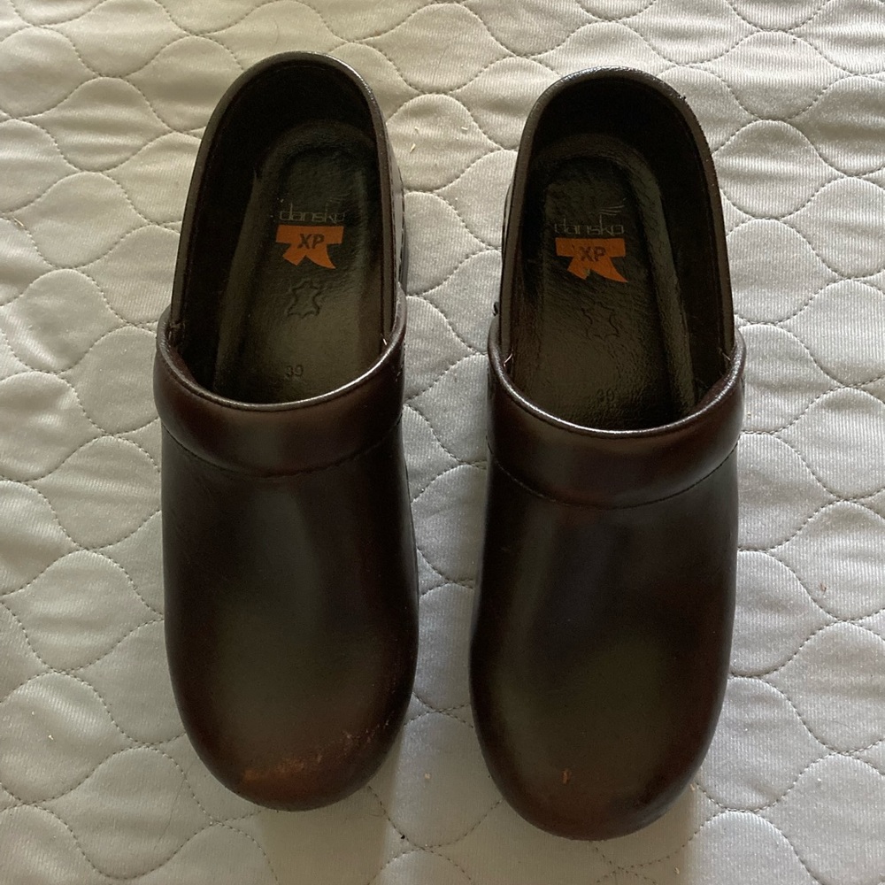 Dansko size 39 brown leather